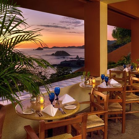 Las Brisas Ixtapa Ixtapa  Zewnętrze zdjęcie Sunset at the restaurant