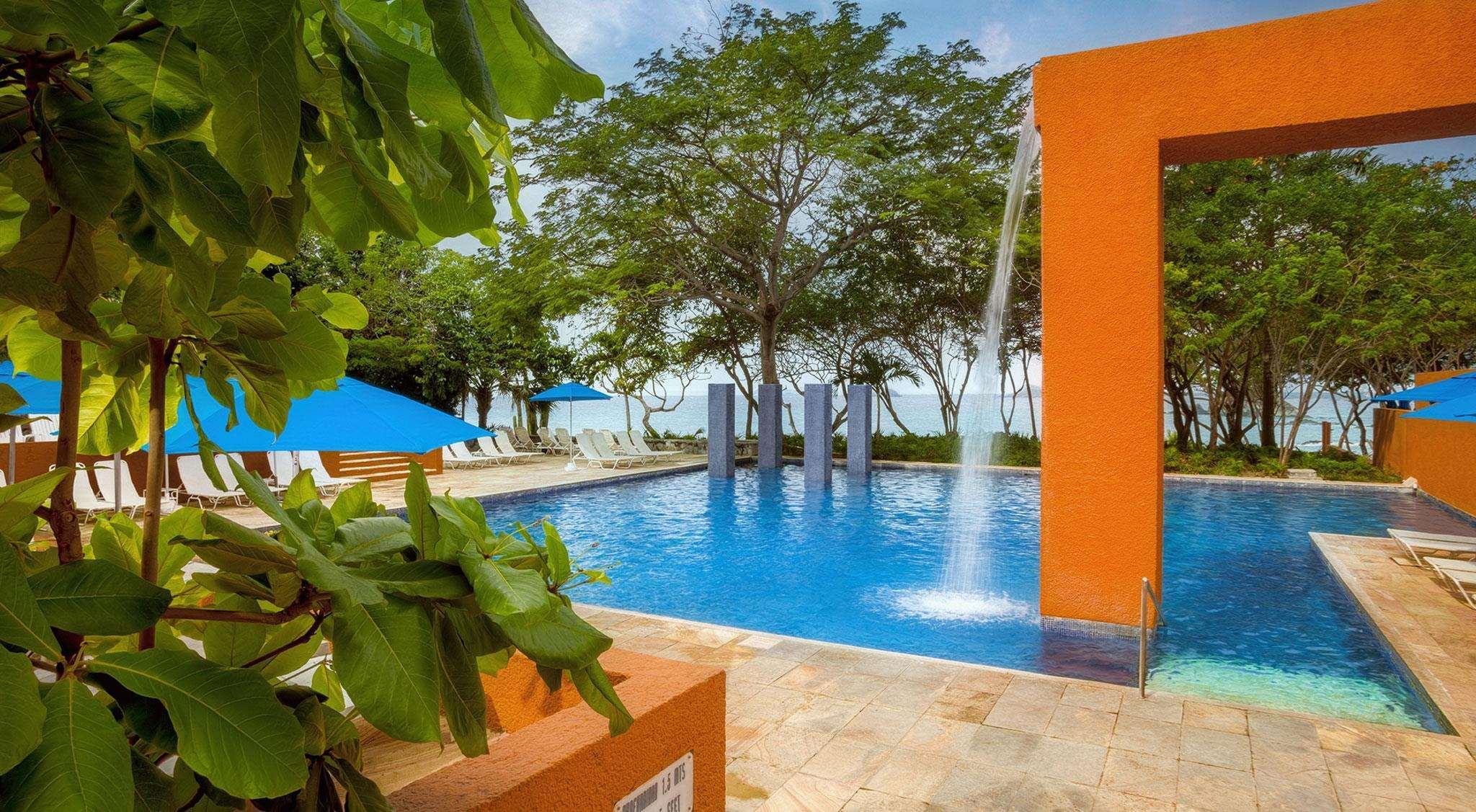 Las Brisas Ixtapa Ixtapa  Zewnętrze zdjęcie Swimming pool at the hotel